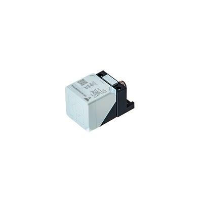 IND PROX SENS. IRC40 PLUG NPN NON-FLUSH